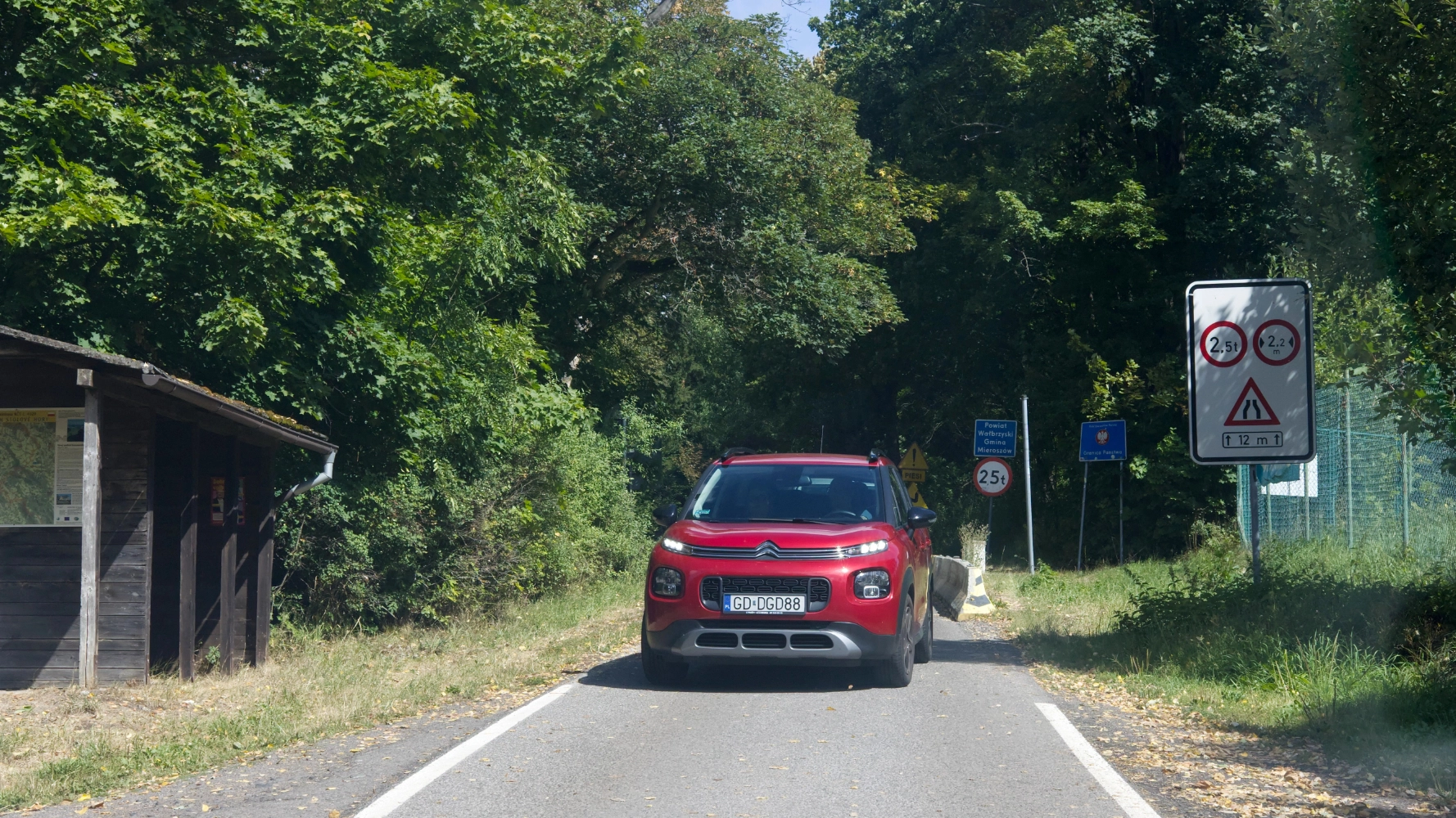 Przejście graniczne w Mieroszowie przy ulicy Kwiatowej